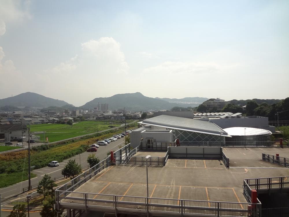 View photos from the dwelling unit. The view from the house, Sense of openness is a special.