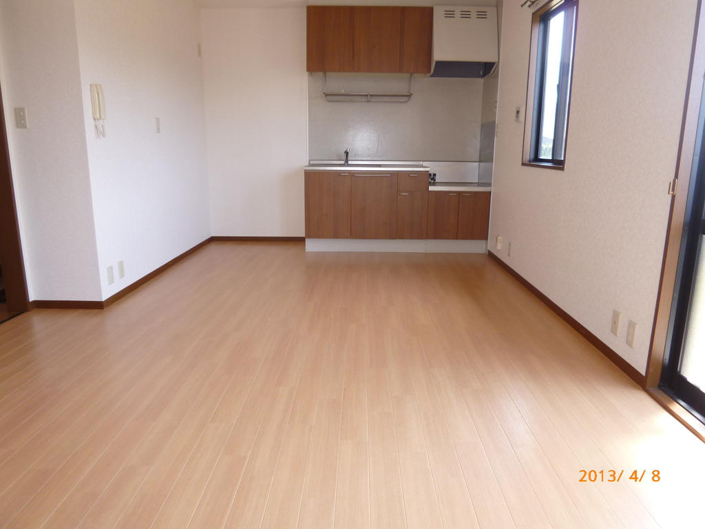 Living and room. Wide ~ Also it comes with have a window in the living room!