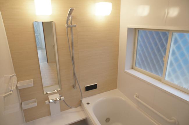 Same specifications photo (bathroom). Model house