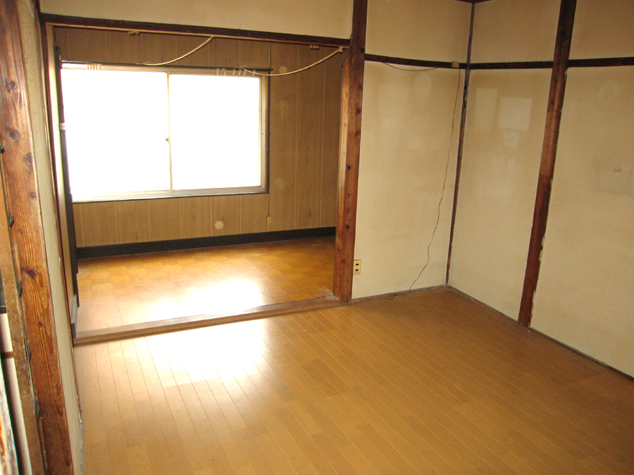 Living and room. Flooring! 