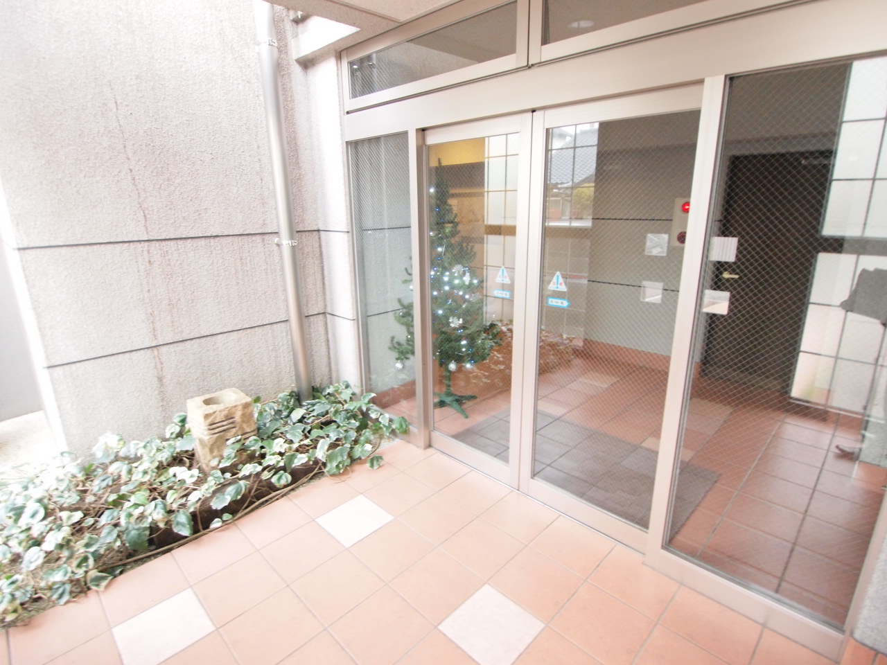 Entrance. Security is also a good auto-lock