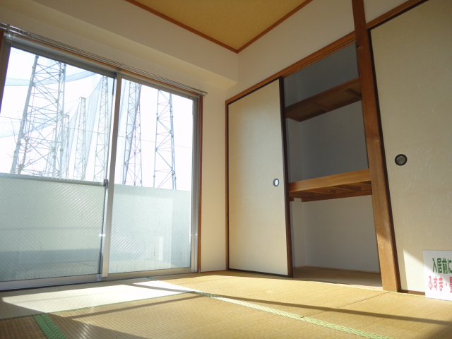 Other room space