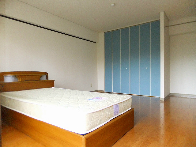 Other room space