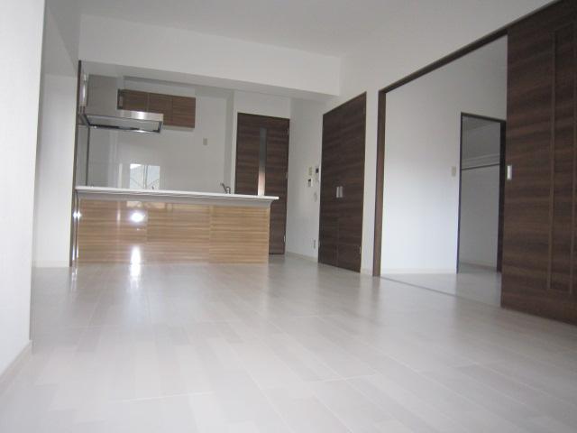 Living and room
