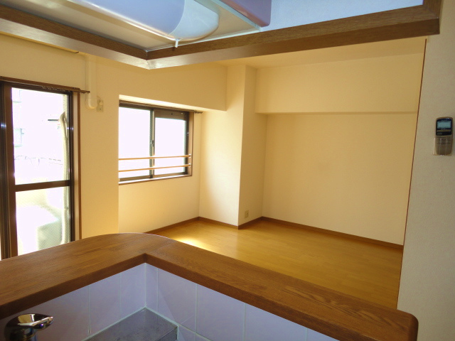Living and room