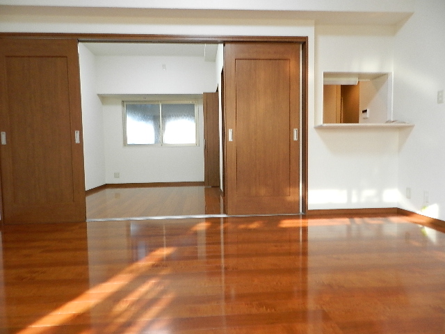 Living and room