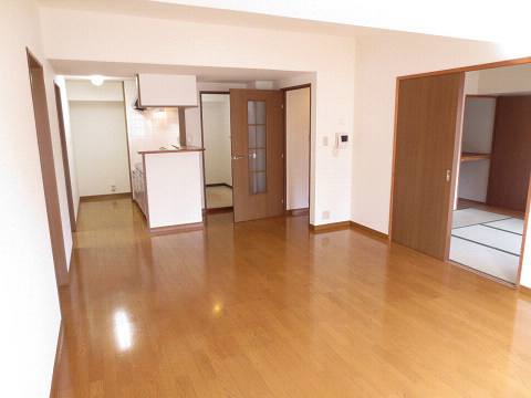 Living and room