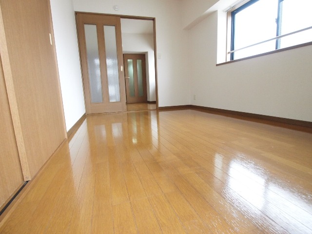 Other room space