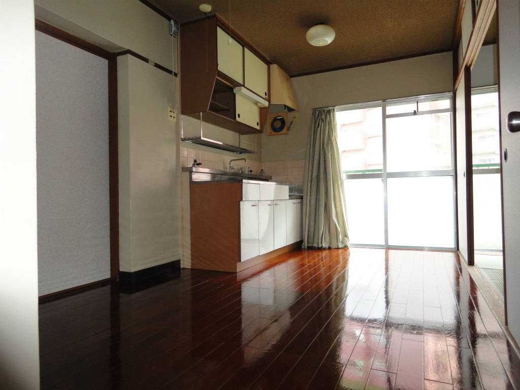 Living and room