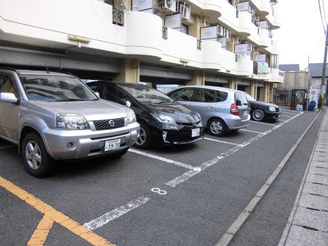 Parking lot