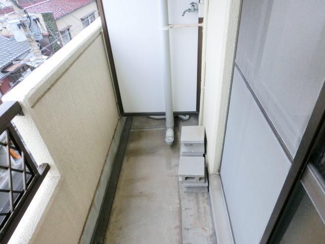 Other Equipment. Laundry Area balcony