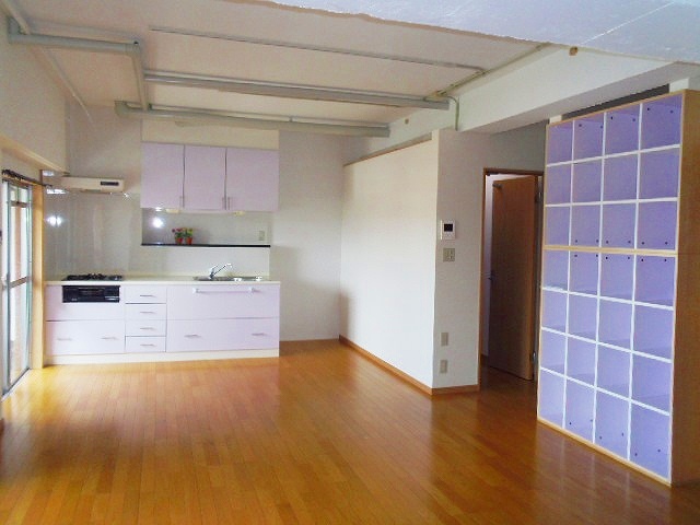 Living and room