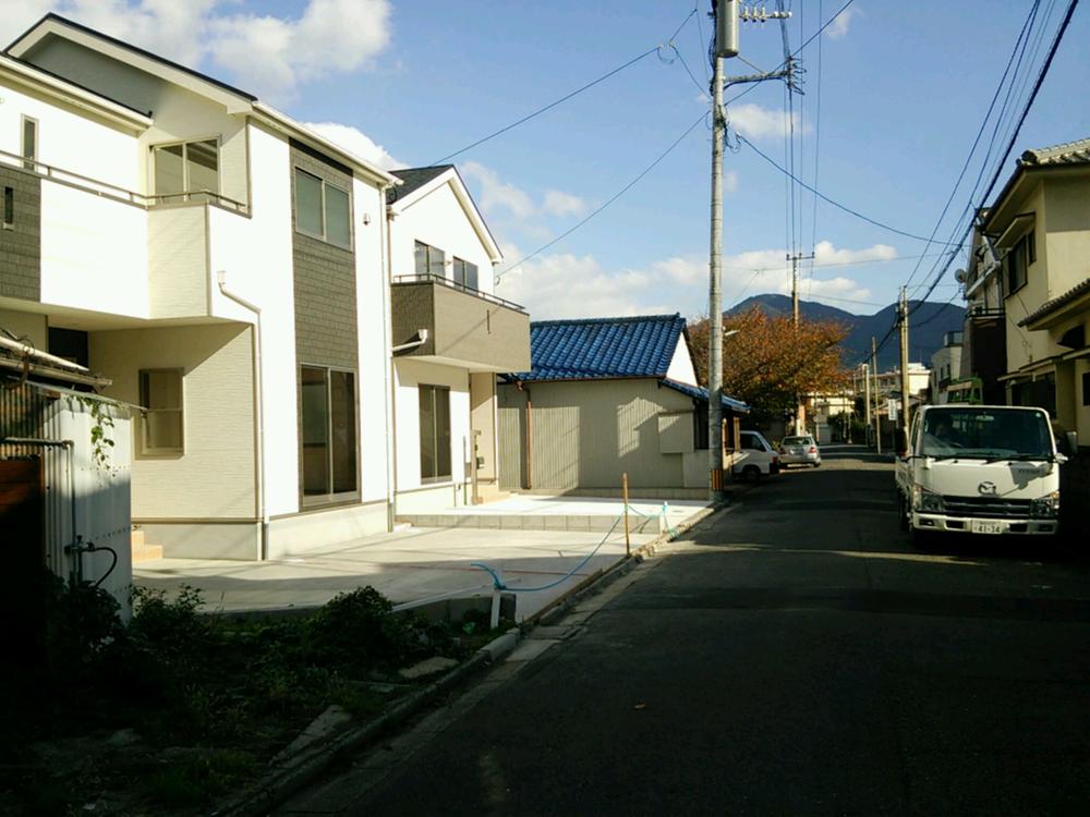 Local appearance photo