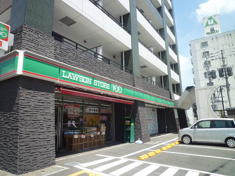 Convenience store. STORE100 Ogura Nakatsuguchi chome store (convenience store) to 200m