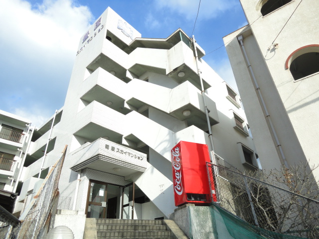Building appearance. appearance