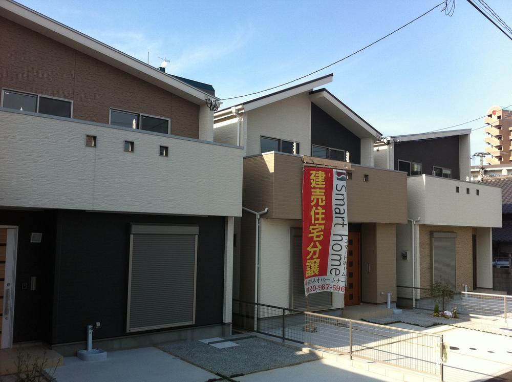 Local appearance photo. Cityscape photo (2013 April shooting)