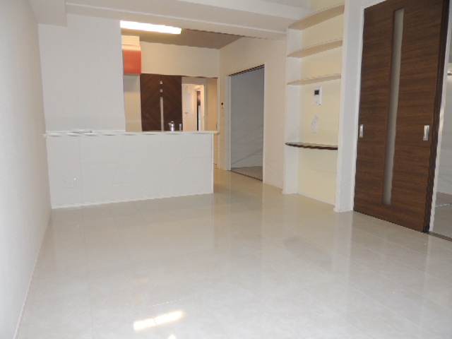 Living and room