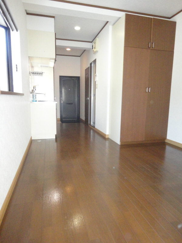 Living and room