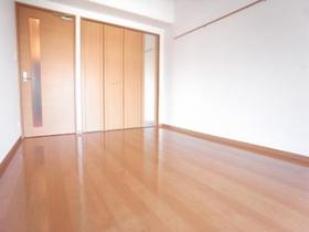 Living and room. Bright room on the south-facing