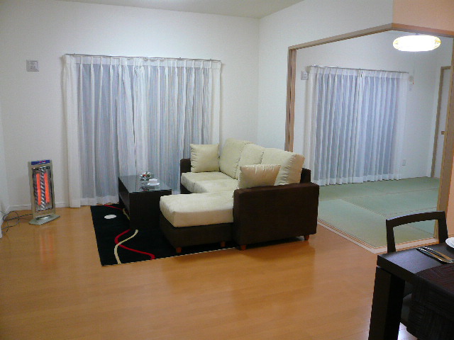 Living and room