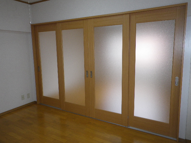 Living and room. This modern joinery!