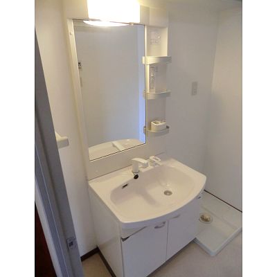 Other Equipment. Shampoo dresser