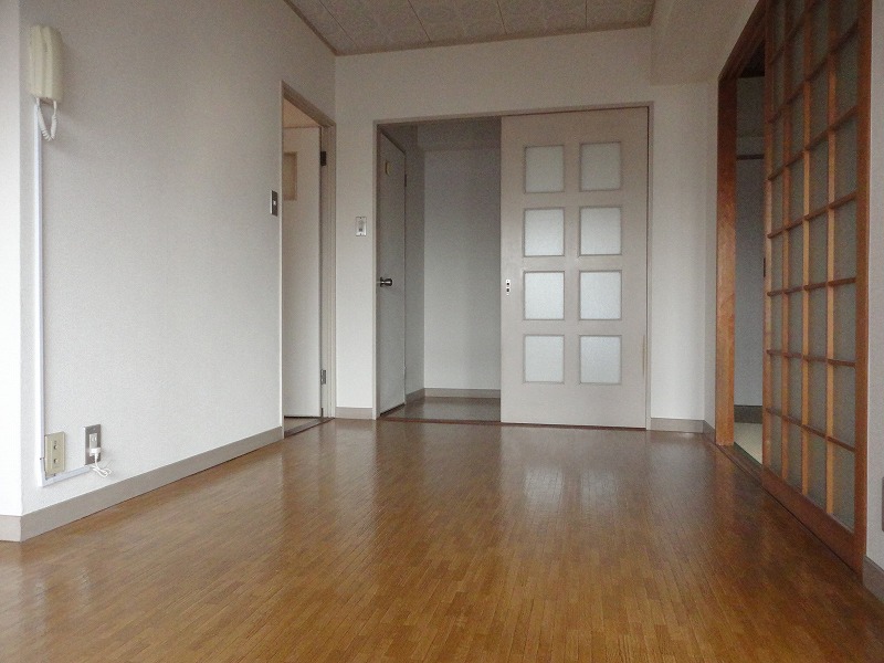Living and room