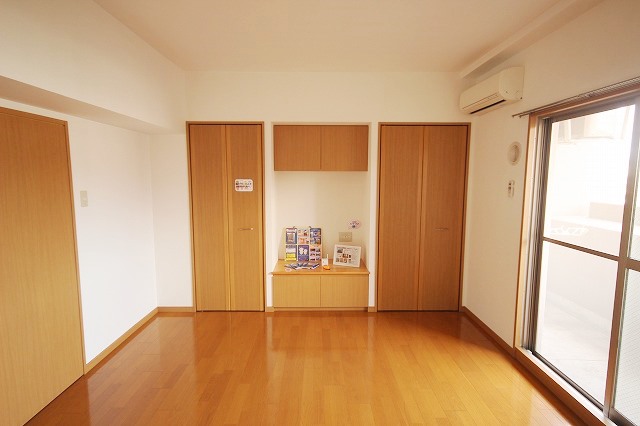 Living and room