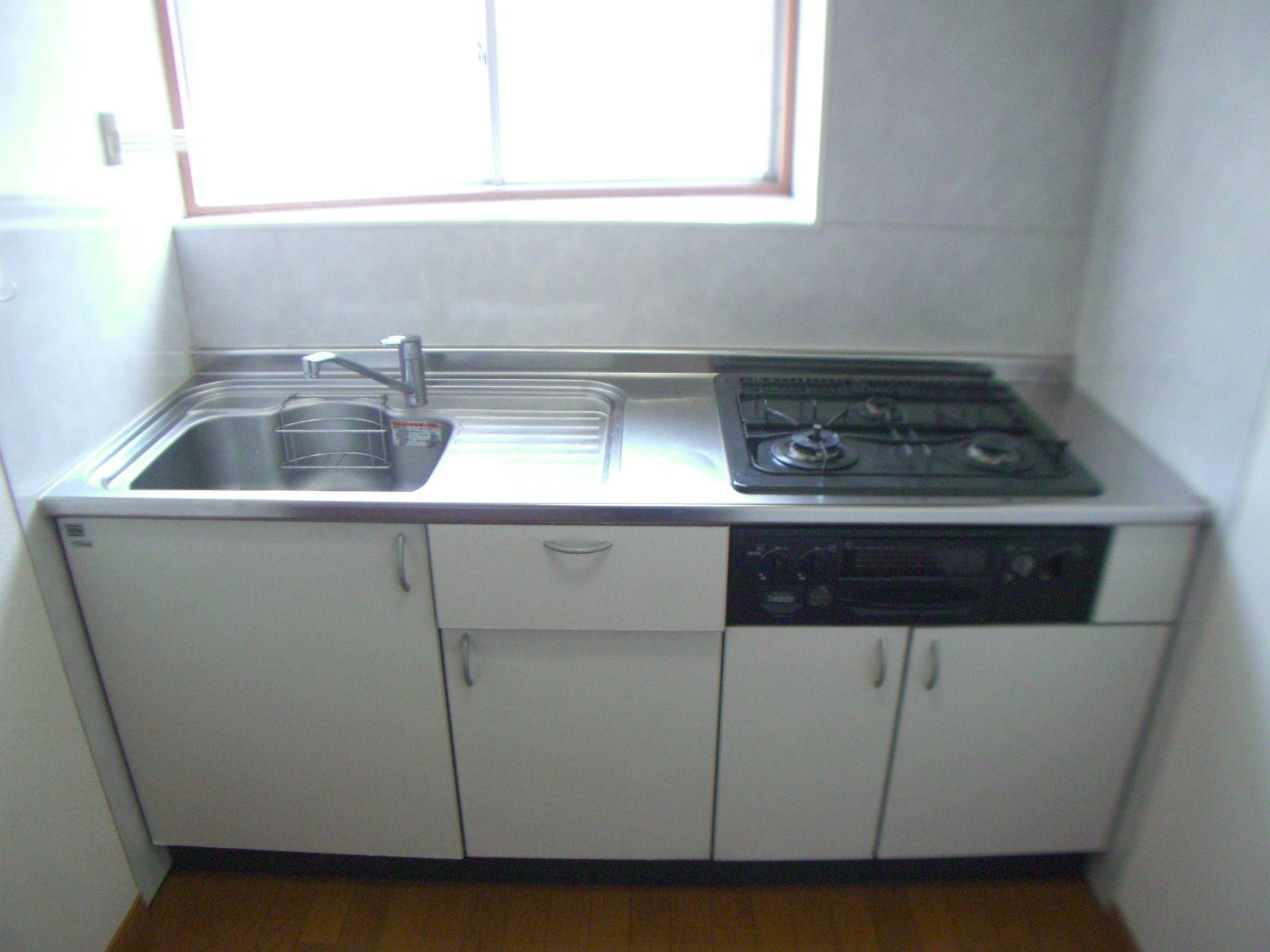 Kitchen. Deposit ・ No key money