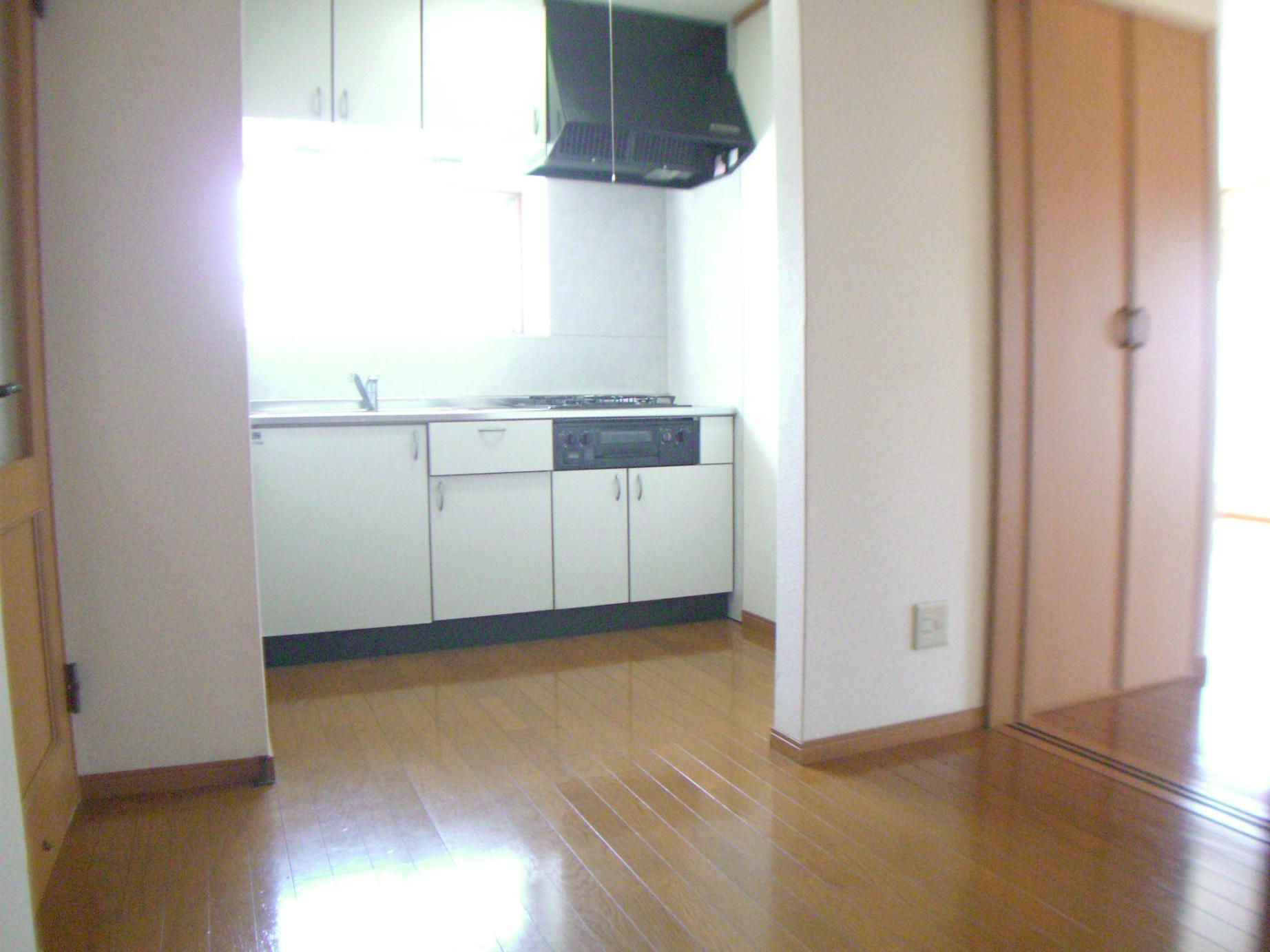 Kitchen. Deposit ・ No key money