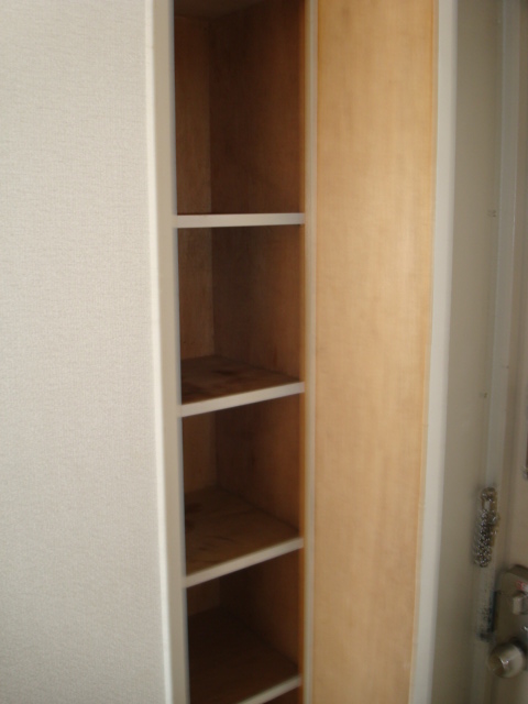 Entrance. Cupboard