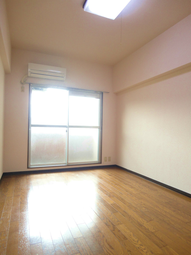Other room space