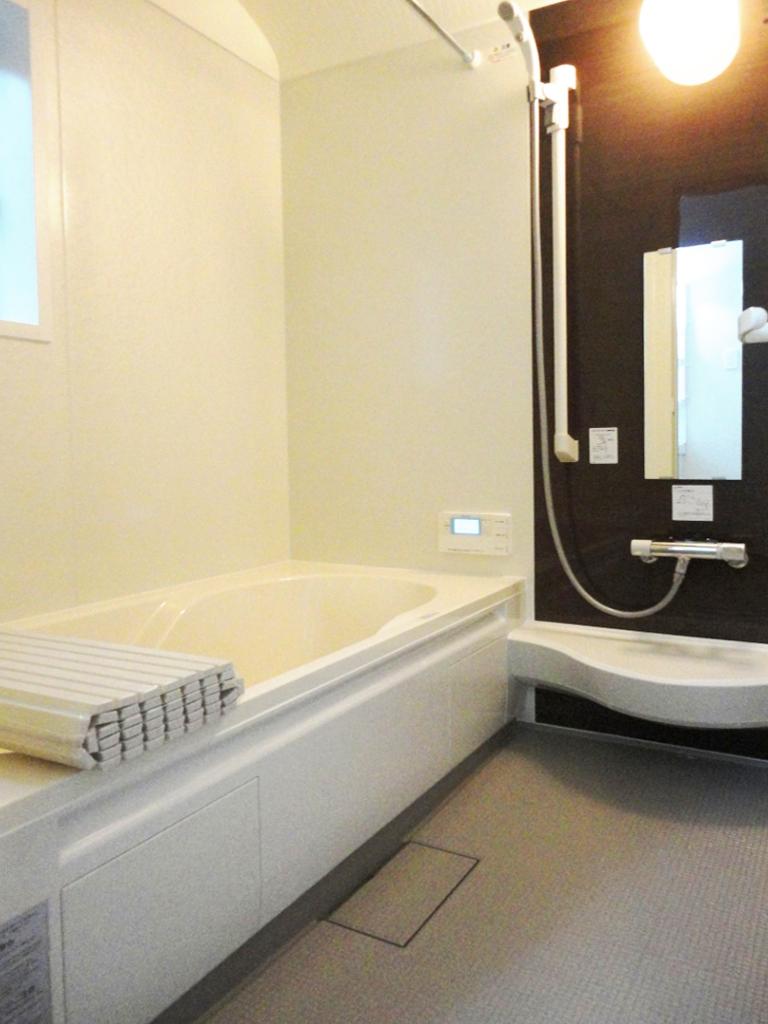 Bathroom. Is a bathroom image photograph with bathroom dryer one tsubo type.