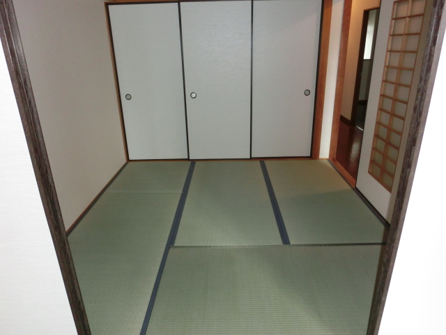 Living and room. Japanese-style room 4.5 Pledge