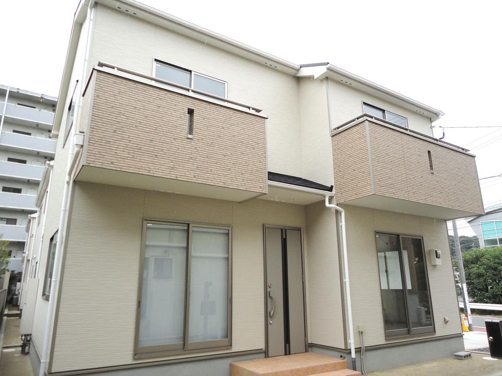 Rendering (appearance). Completion is an image.