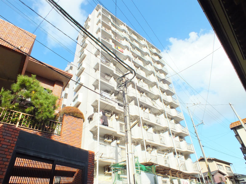 Building appearance. appearance