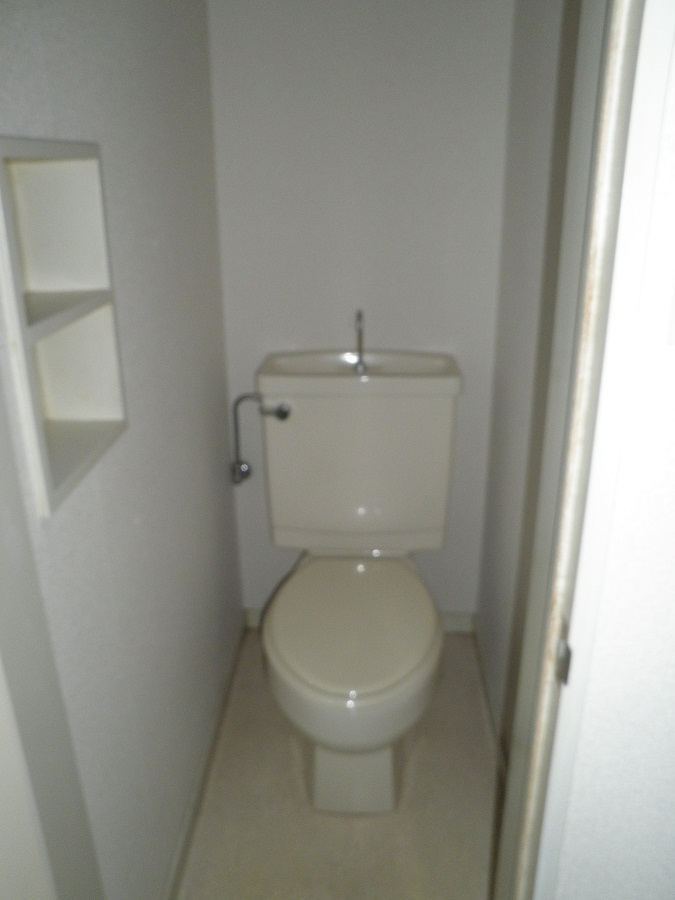 Other room space. Toilet