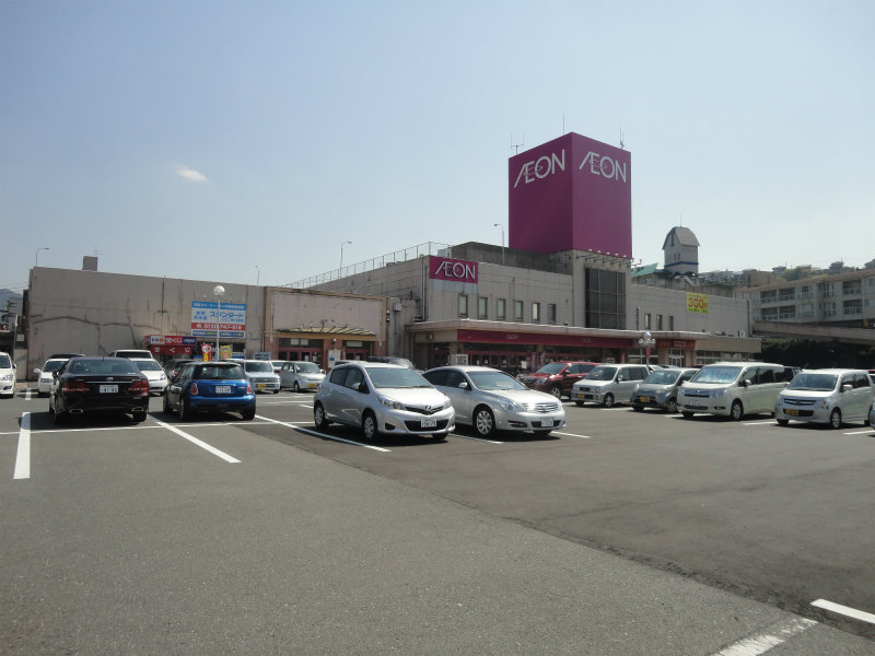 Shopping centre. 44m until the ion Tokuriki store (shopping center)