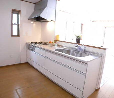 Kitchen. ☆ Image is a photograph at the time of completion ☆