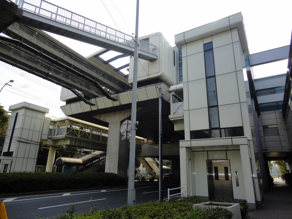 Other. Monorail Keibajomae until the (other) 1300m