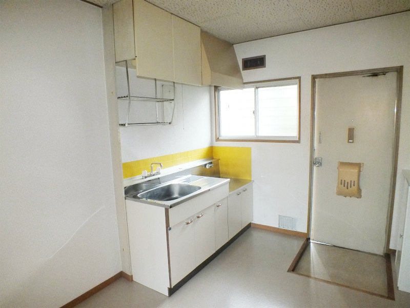 Living and room. Kitchen