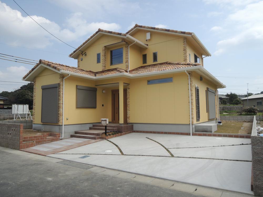 Local appearance photo