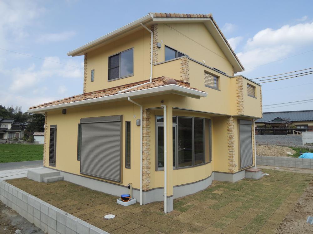 Local appearance photo