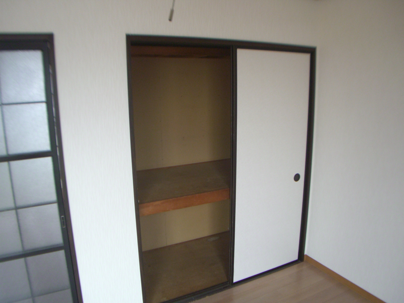 Receipt. There is also a store which was spacious (image on the second floor)