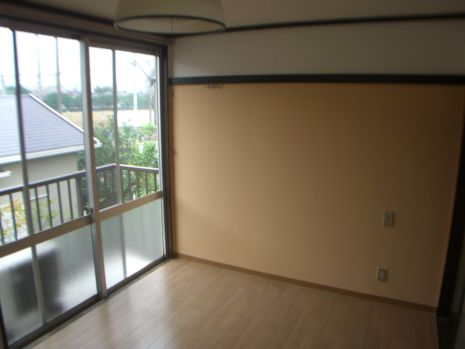 Other room space. Lighting in the big open windows also enough (image on the second floor)