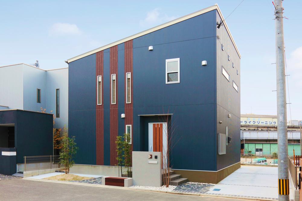 Building plan example (exterior photos). It is the appearance of the shed