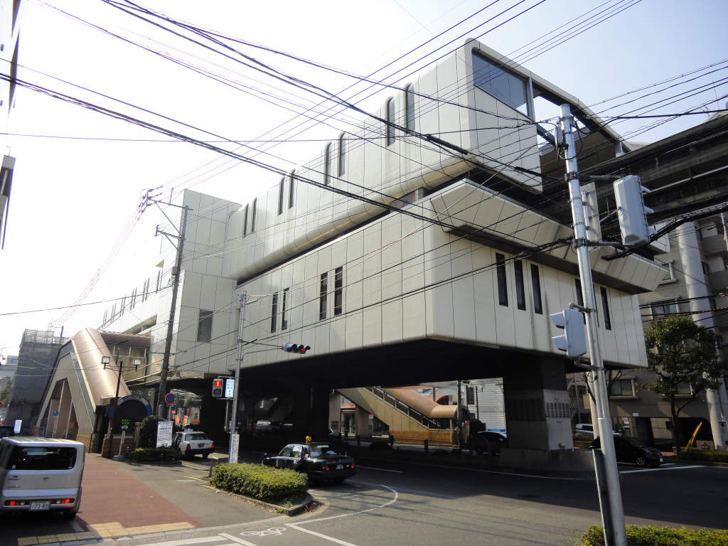Other. 240m until the monorail Tokuriki storm Yamaguchi Station (Other)