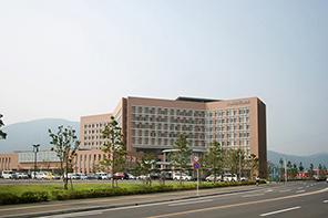 Hospital. 7 minutes in the 3100m car until Kyushurosaibyoin