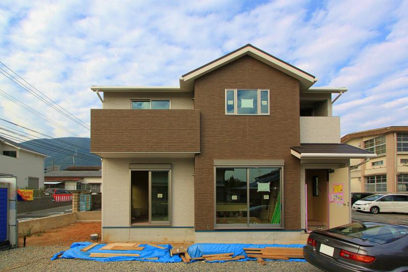 Local appearance photo. 2013 October 31, 2008 shooting