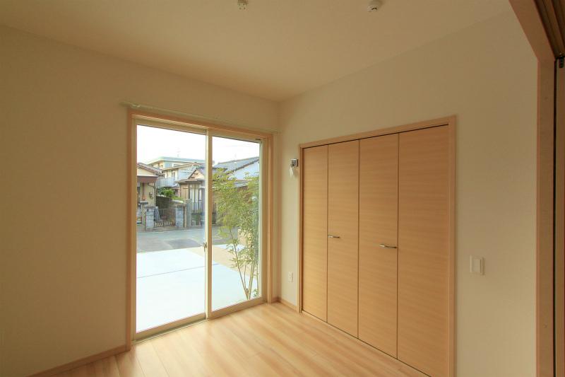 Non-living room. 2013 November 20, shooting